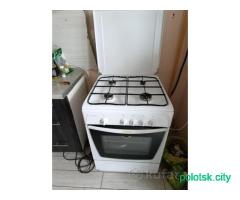 Продам газовую плиту