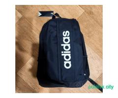 Рюкзак Adidas original в новом состоянии.