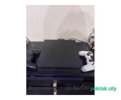 PS 4 (1 TB) в комплекте с дисками.