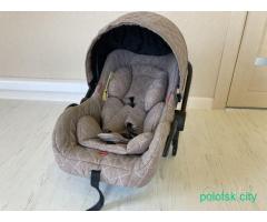 Автолюлька от коляски-трансформера LUXMOM HG V9