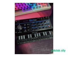 Синтезатор Behringer Pro VS Mini