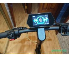Продам электросамокат Navee ST5MAX