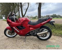 Suzuki GSX600F Katana