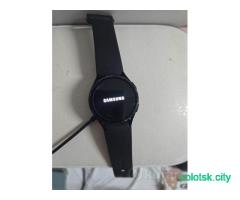 SAMSUNG WATCH 4