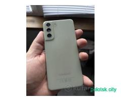 Samsung S21 FE 8/128