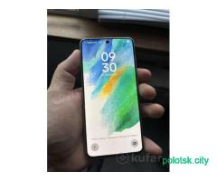 Samsung S21 FE 8/128
