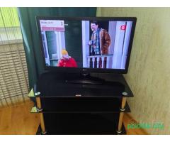 Телевизор + тумба